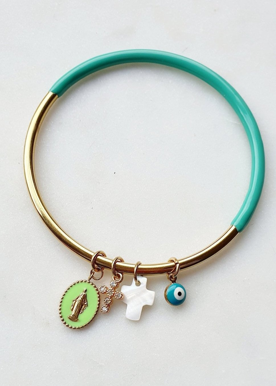 Jonc de Couleur et Doré avec Pendentif Madone, Croix, Œil en Acier Inoxydable - Grigris Religieux Protecteur - AlbertineAndTheSun