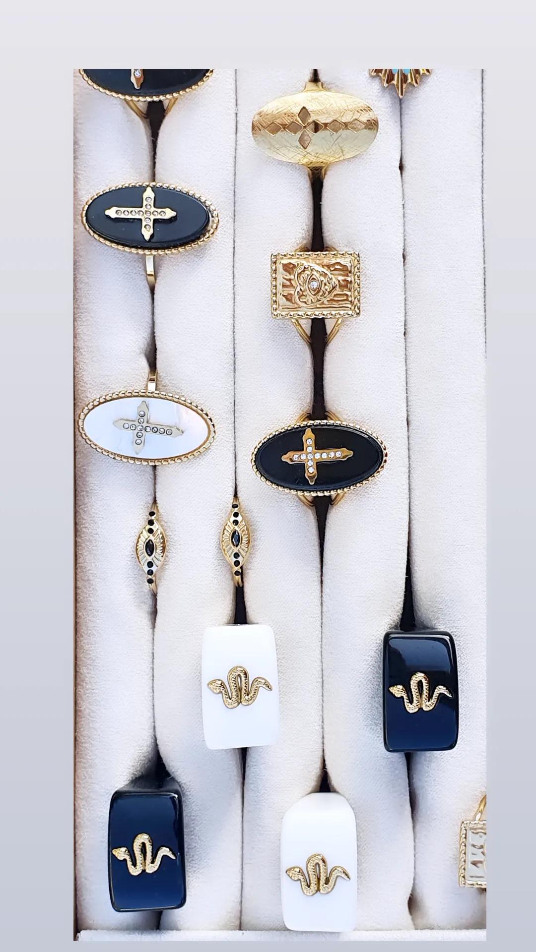 Collection "Bagues Élégantes et Tendance" - AlbertineAndTheSun