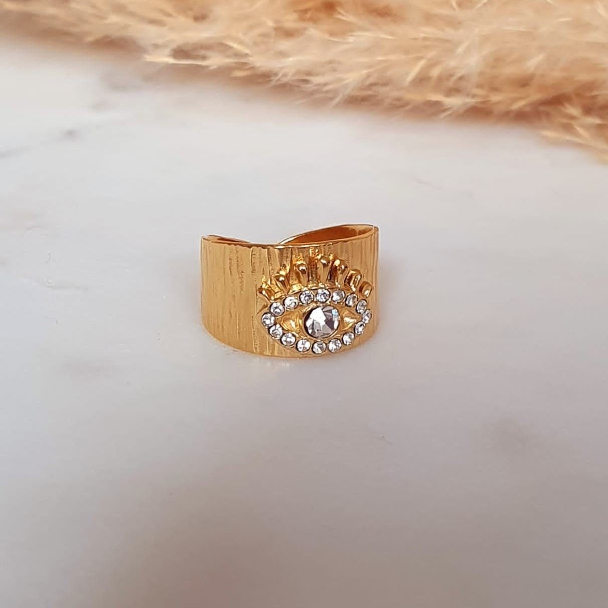 Bague Chevalière Réglable avec Œil Protecteur en Diamant - Élégance et Protection - AlbertineAndTheSun