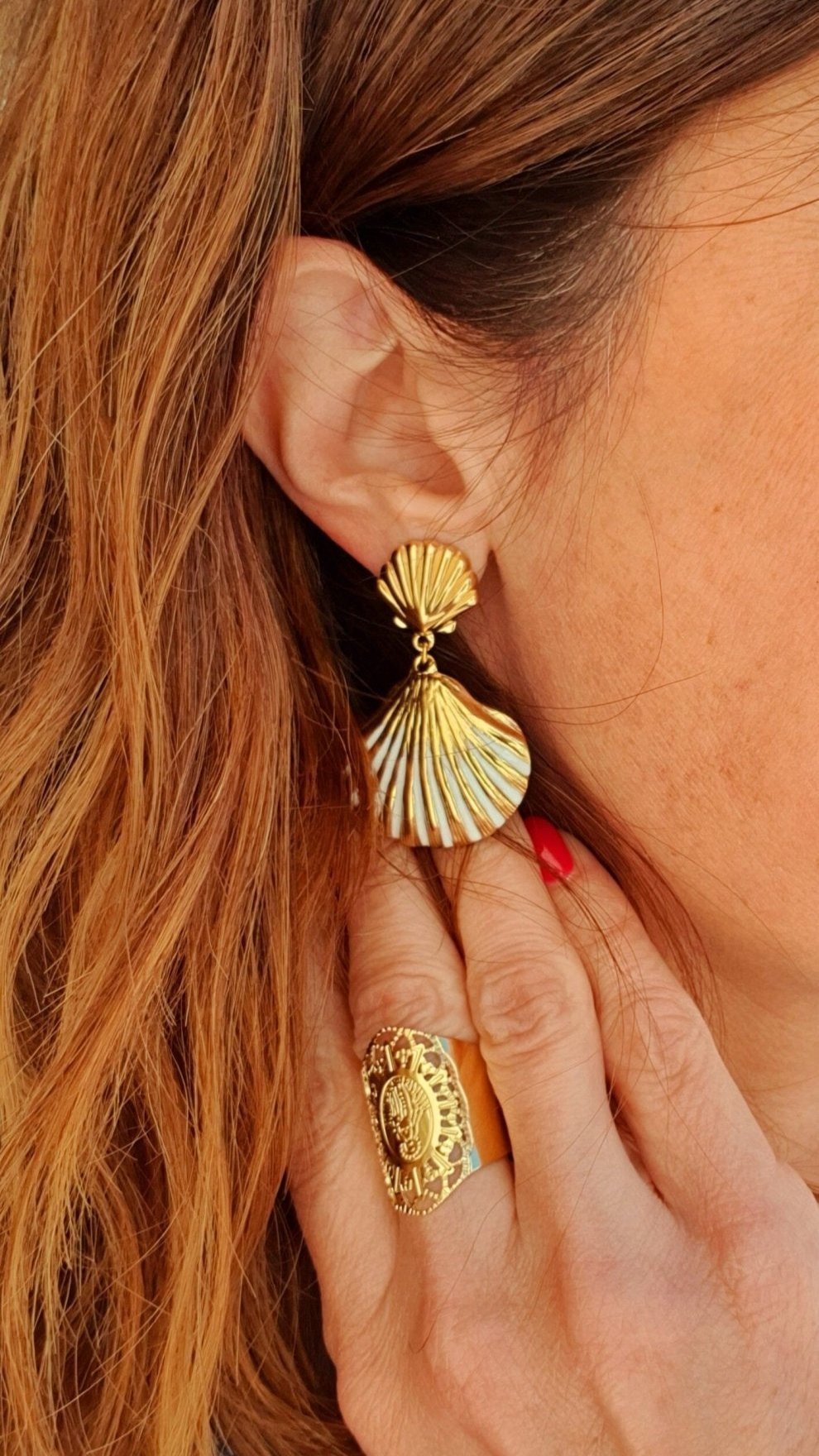 Boucles Coquillage Doré - AlbertineAndTheSun