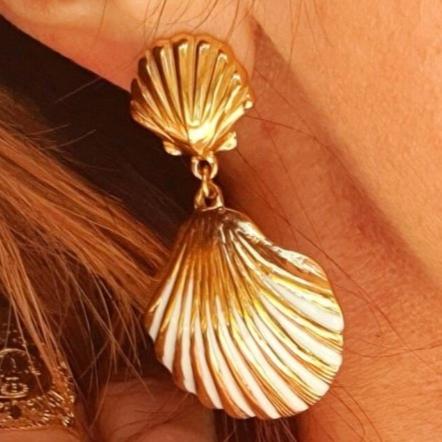 Boucles Coquillage Doré - AlbertineAndTheSun
