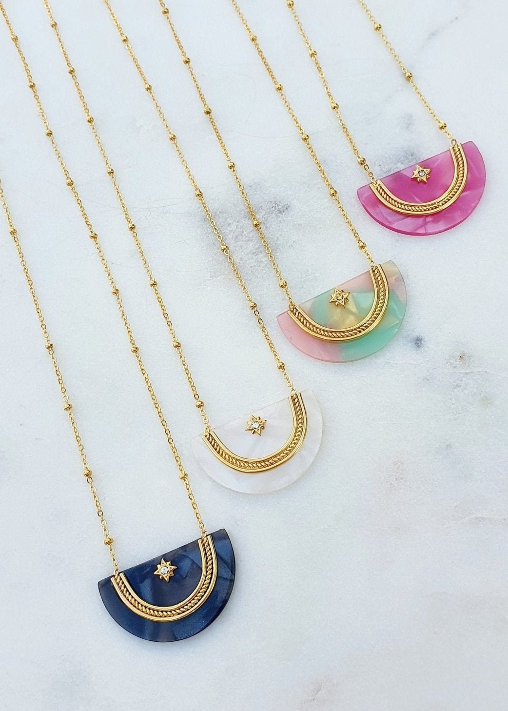 Collier "Demi - Cercle Lune" - Talisman Étoile - AlbertineAndTheSun