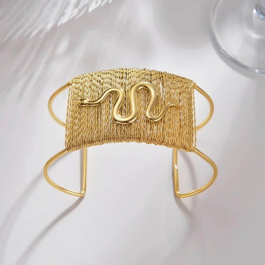 Manchette Serpent Large Doré - Bracelet Rigide Ajustable avec Fil Doré Ajouré, Acier Inoxydable, Style Boho Chic - AlbertineAndTheSun